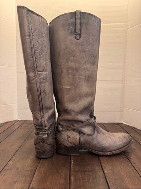 FRYE LINDSAY PLATE 76975 LADIES DISTRESSED LEATHER RIDING BOOTS SIZE 7B FESTIVAL